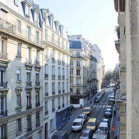 2 Near The Sacre-coeur Apartament Paryż