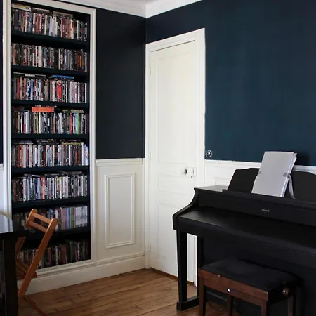 2 Near The Sacre-coeur Apartament Paryż