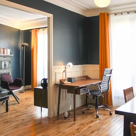 Apartament 2 Near The Sacre-coeur Paryż